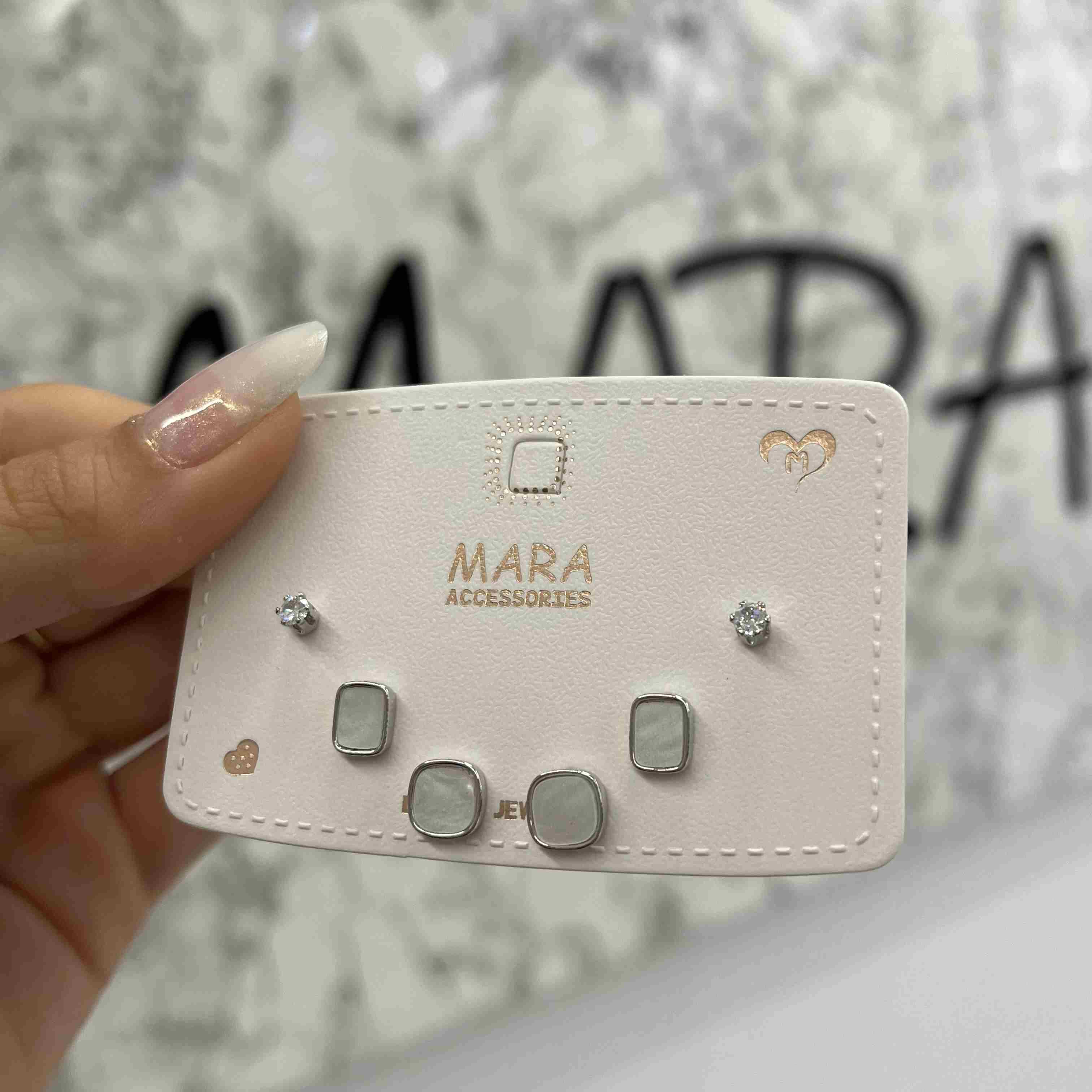 YAZLIK ÇITIR ZİRKON KOMBİN KÜPE 