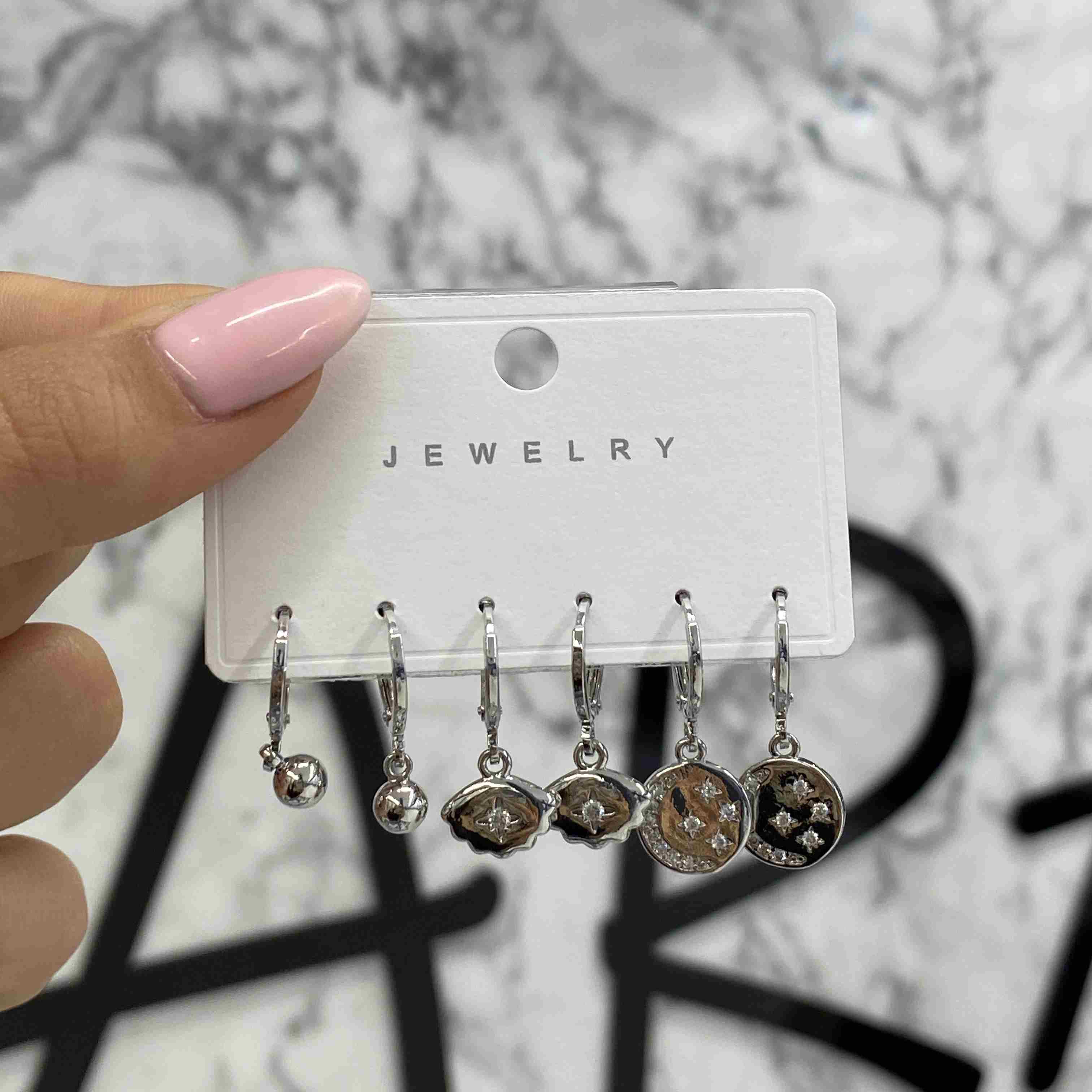 ZİRKON KONBIN KÜPE