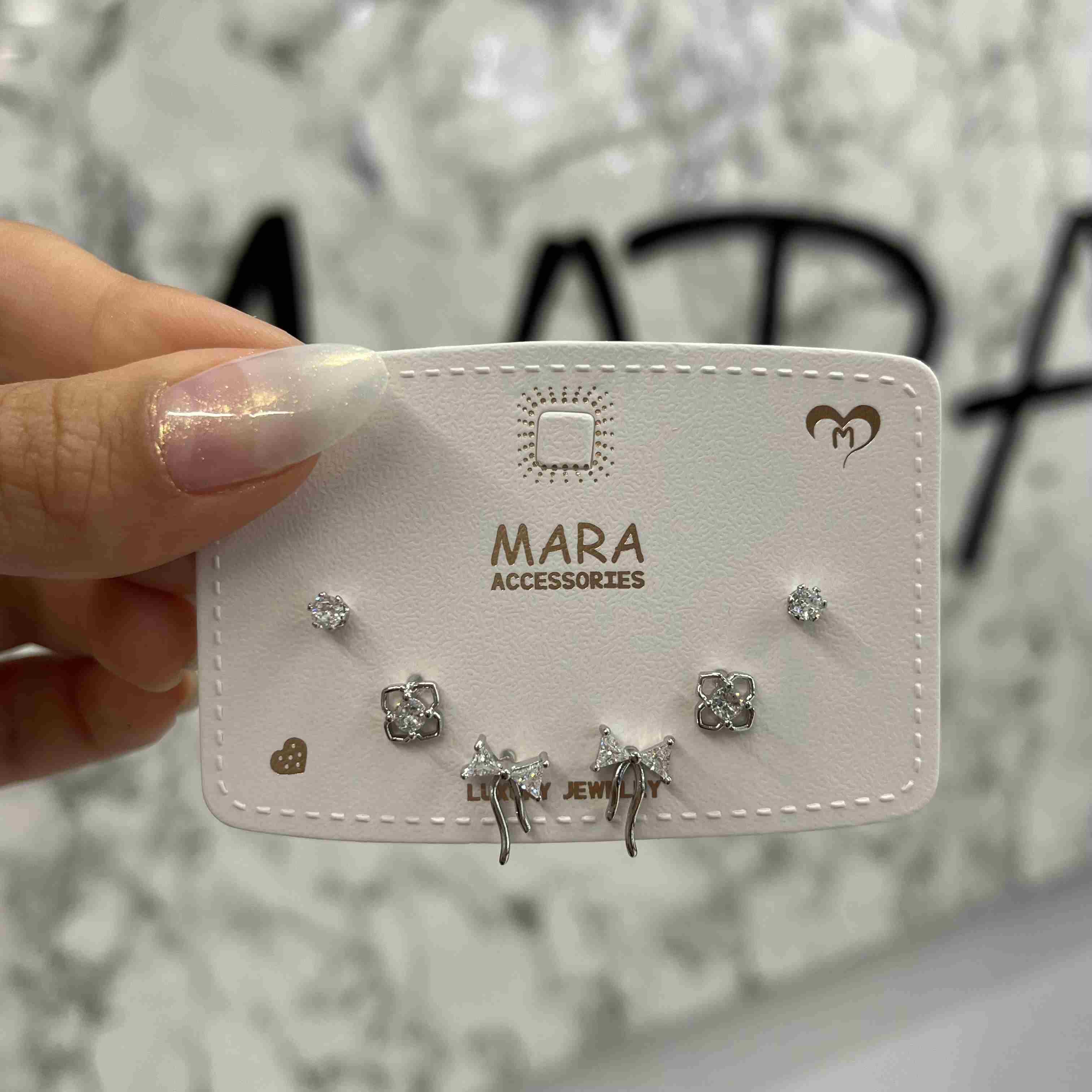 YAZLIK ÇITIR ZİRKON KOMBİN KÜPE 