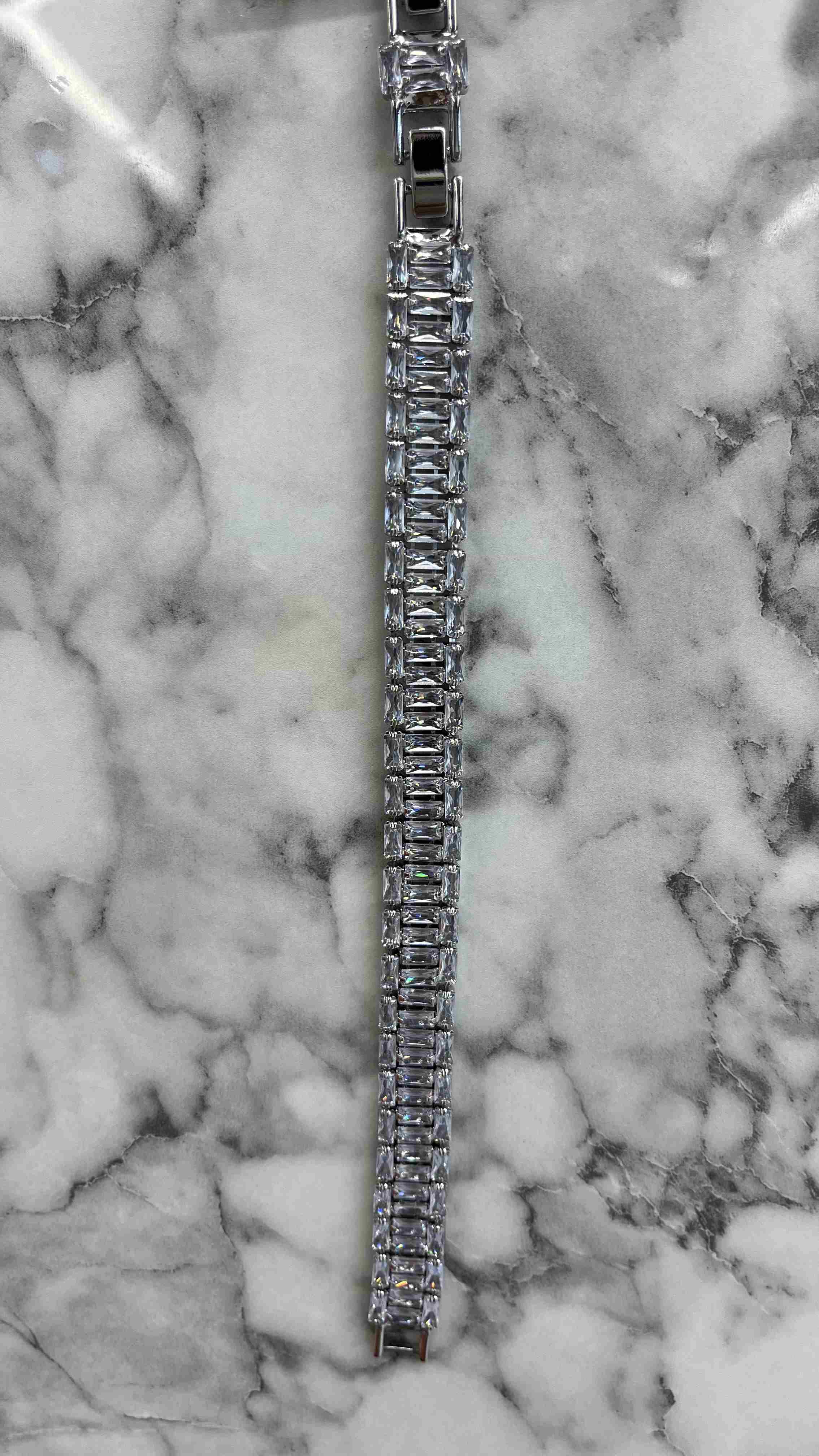 ZİRKON VİP BİLEKLİK