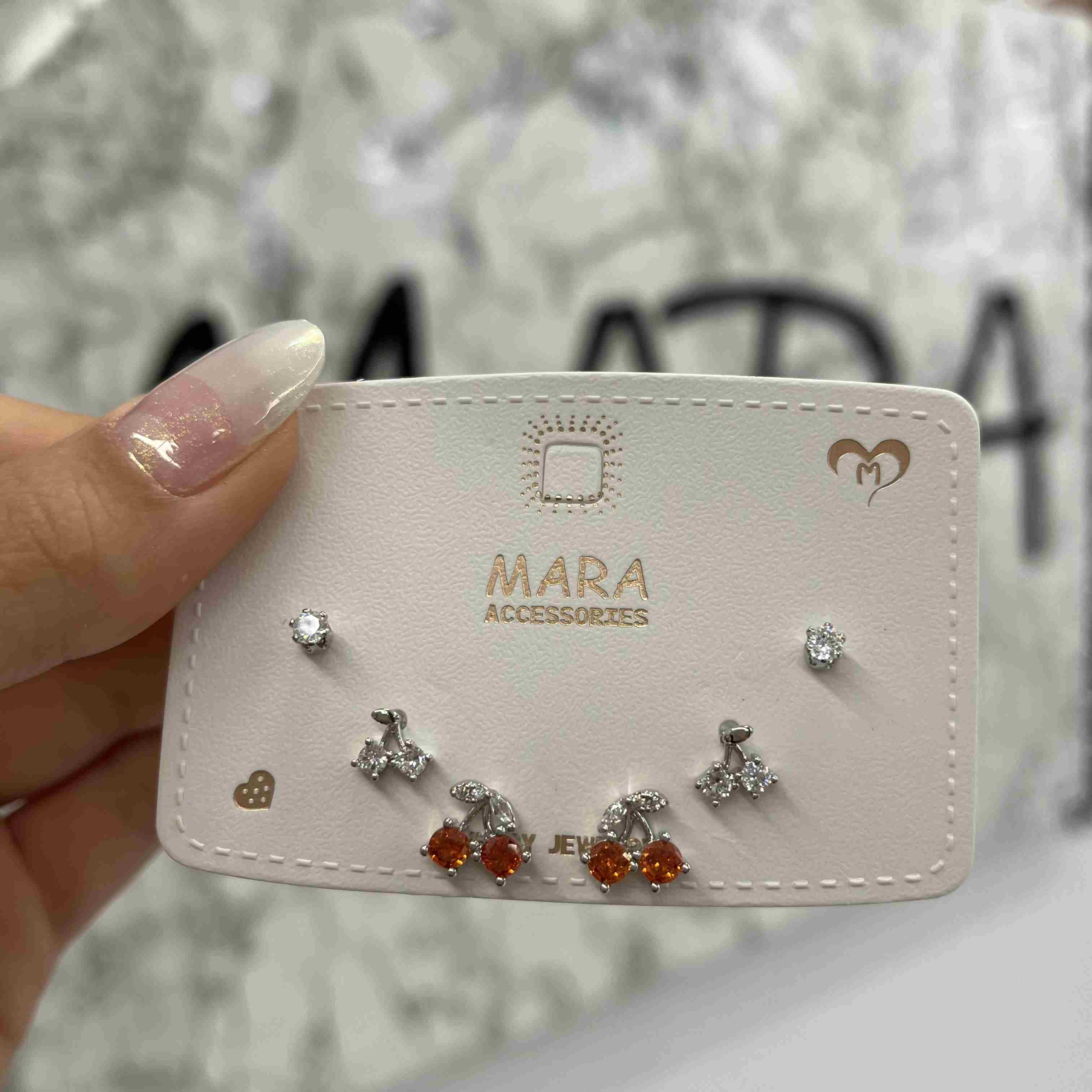 YAZLIK ÇITIR ZİRKON KOMBİN KÜPE 