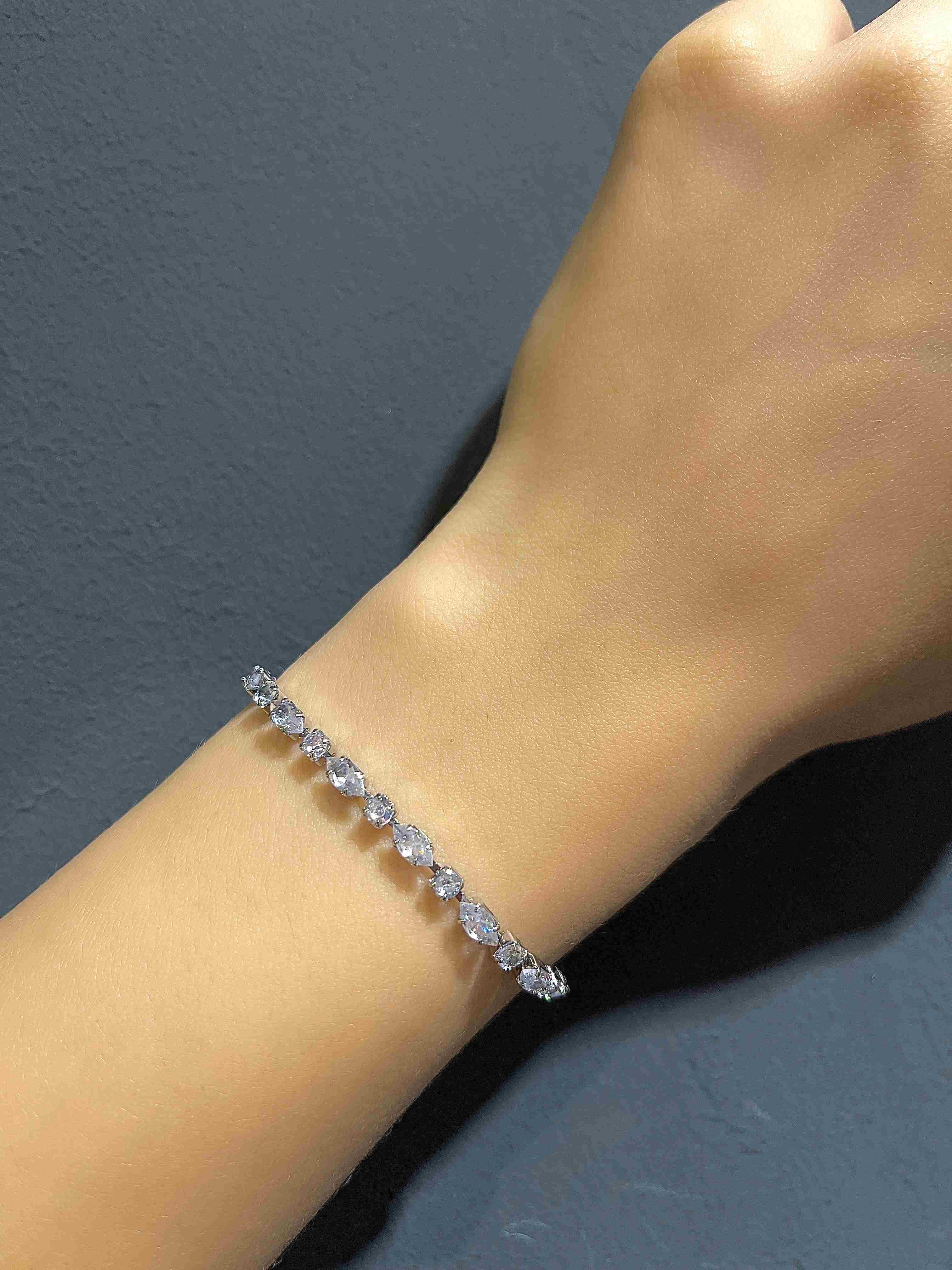 CELİK SUYOLU BİLEKLİK