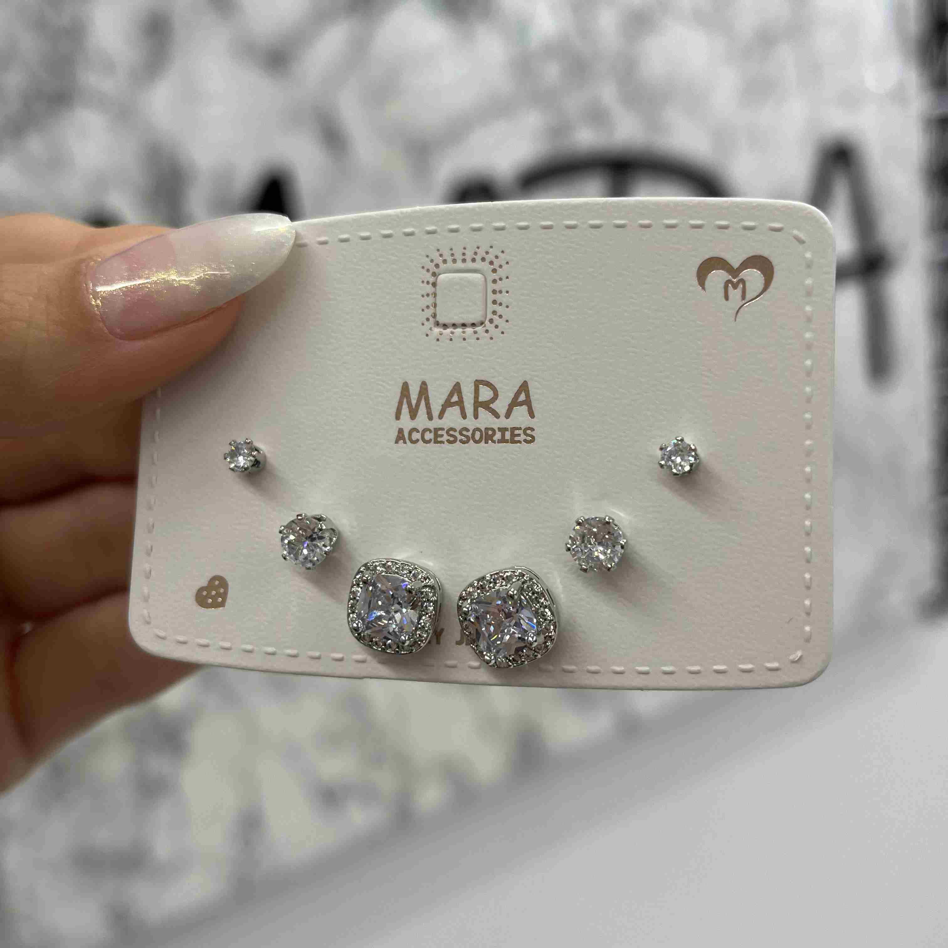 YAZLIK ÇITIR ZİRKON KOMBİN KÜPE 