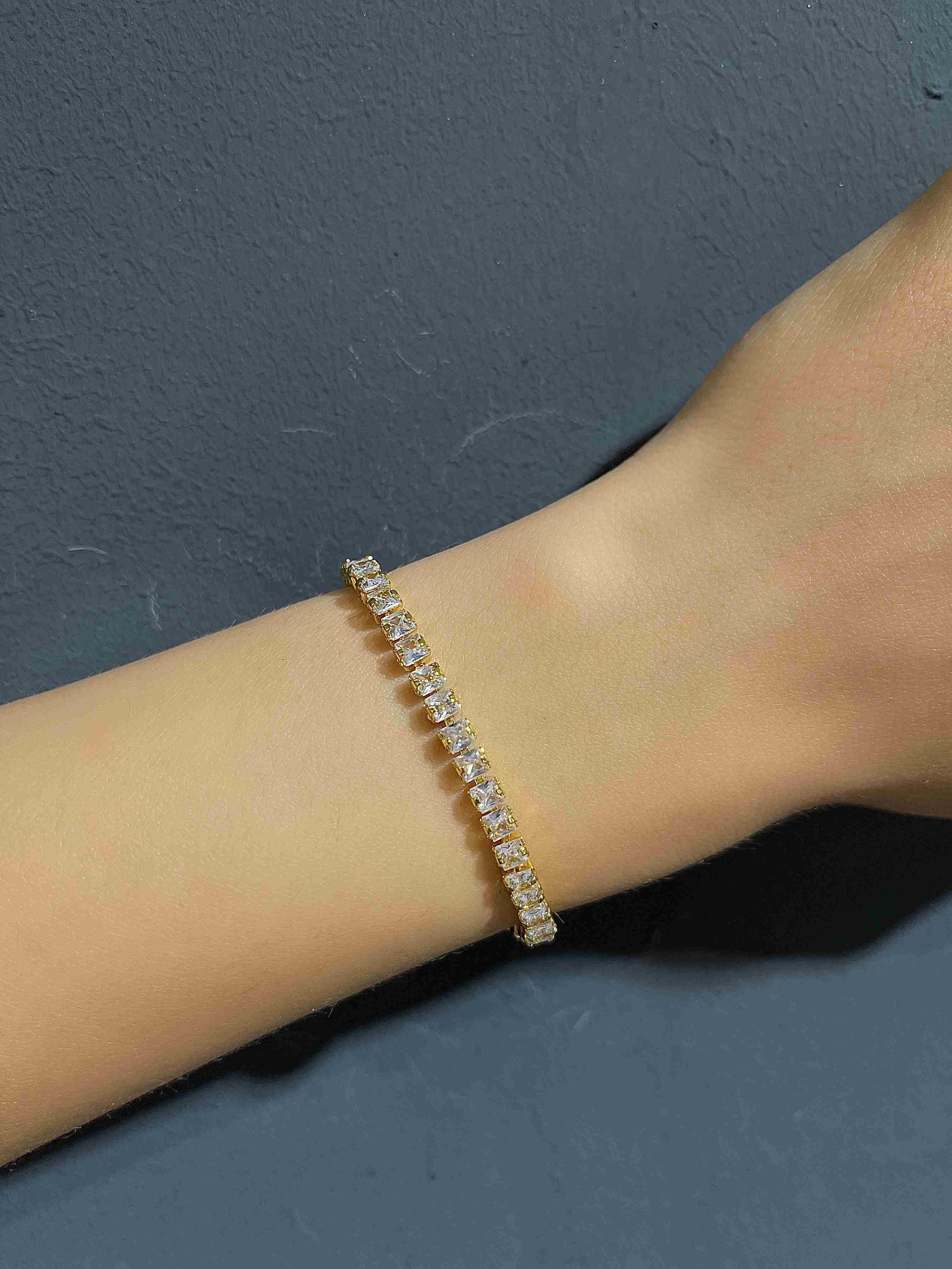 CELİK SUYOLU BİLEKLİK