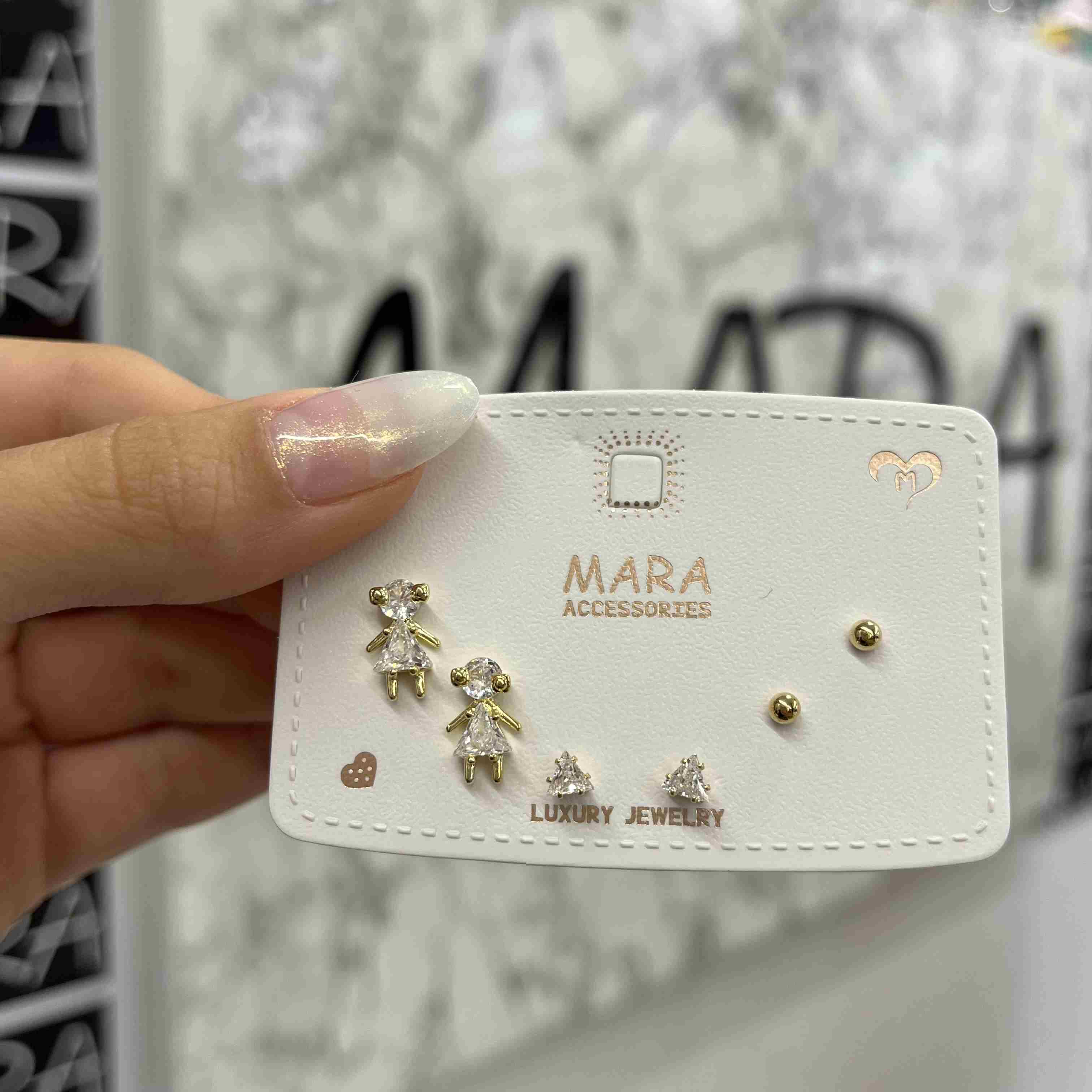 YAZLIK ÇITIR ZİRKON KOMBİN KÜPE 