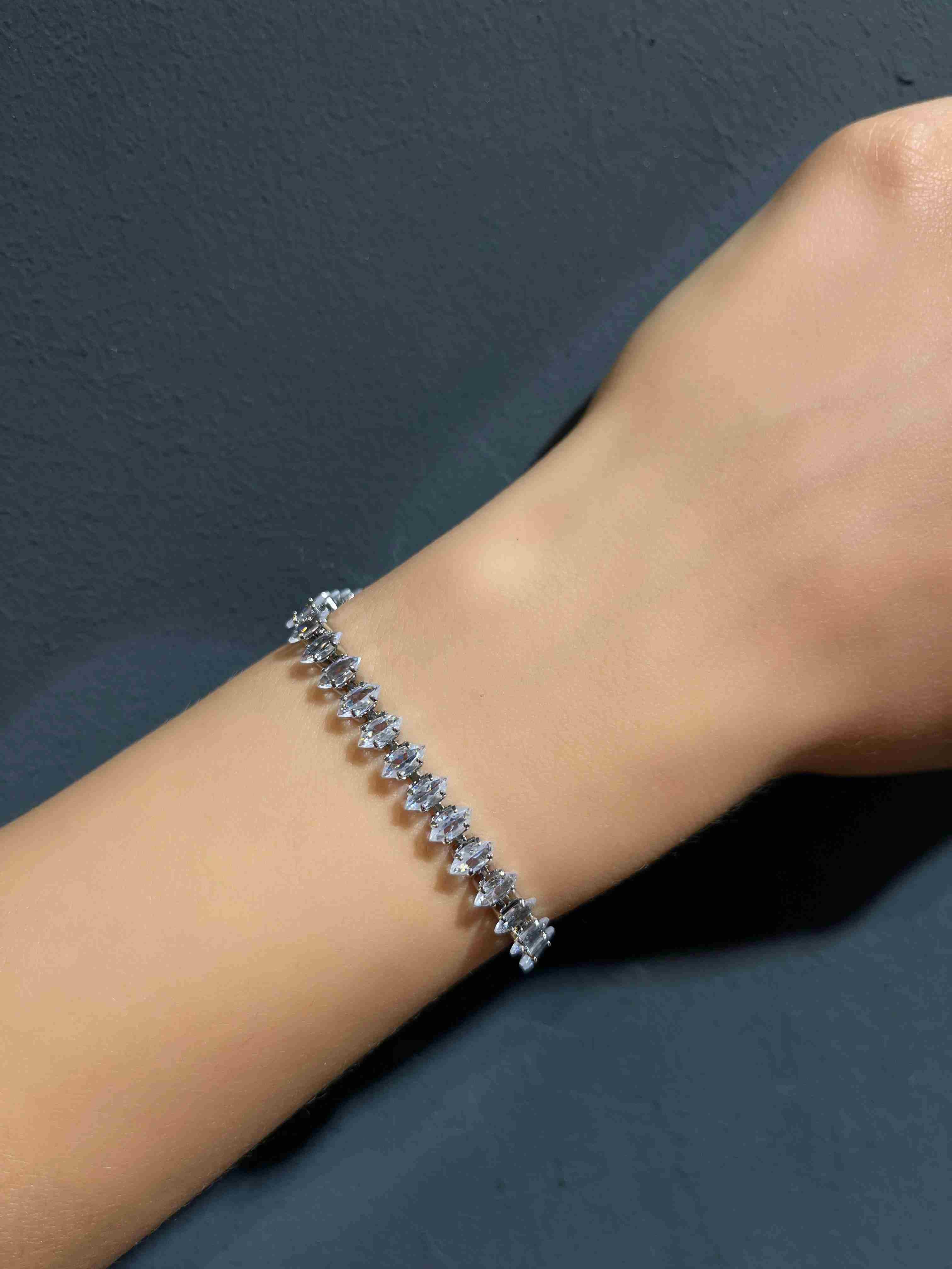 Çelik Su Yolu Bileklik