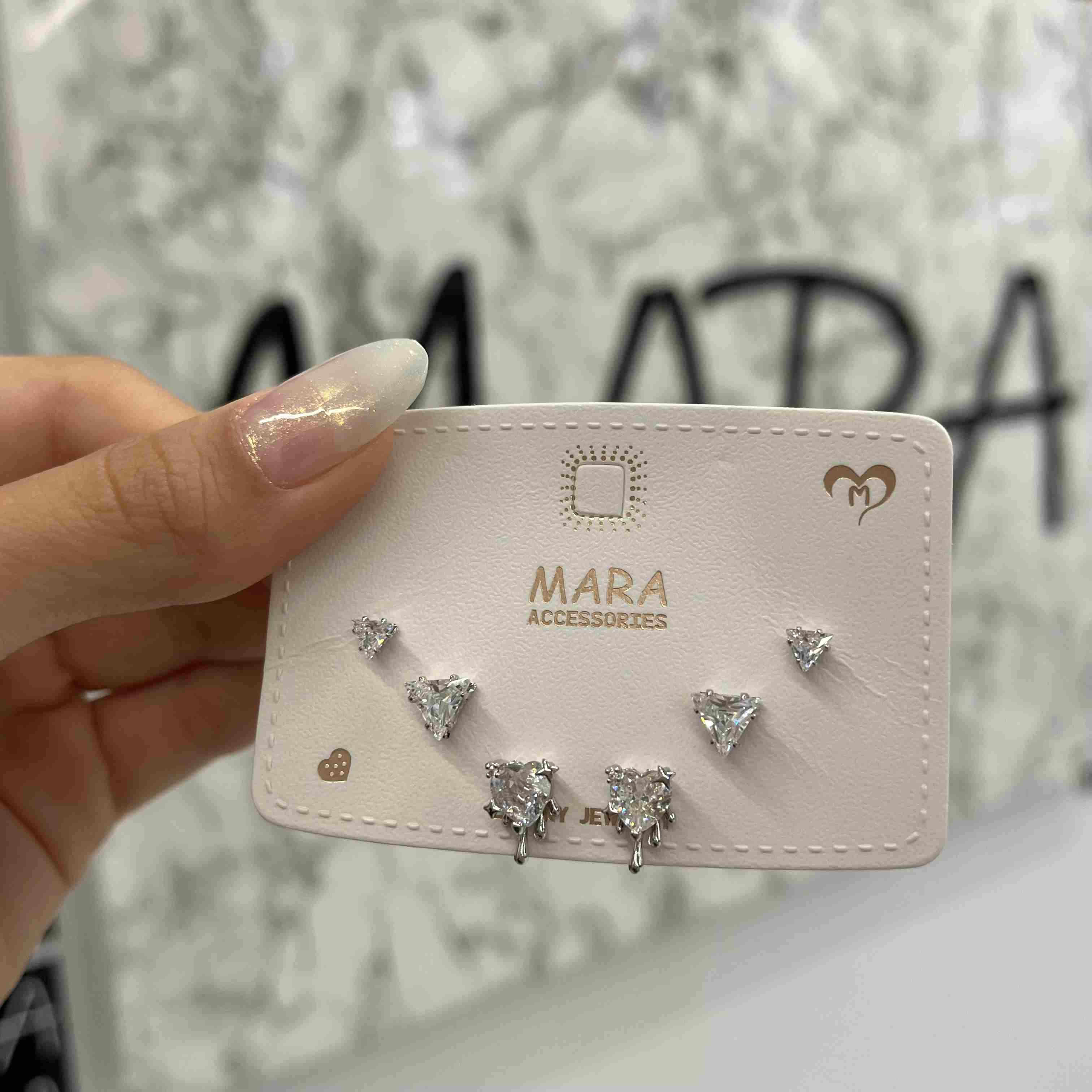 YAZLIK ÇITIR ZİRKON KOMBİN KÜPE 