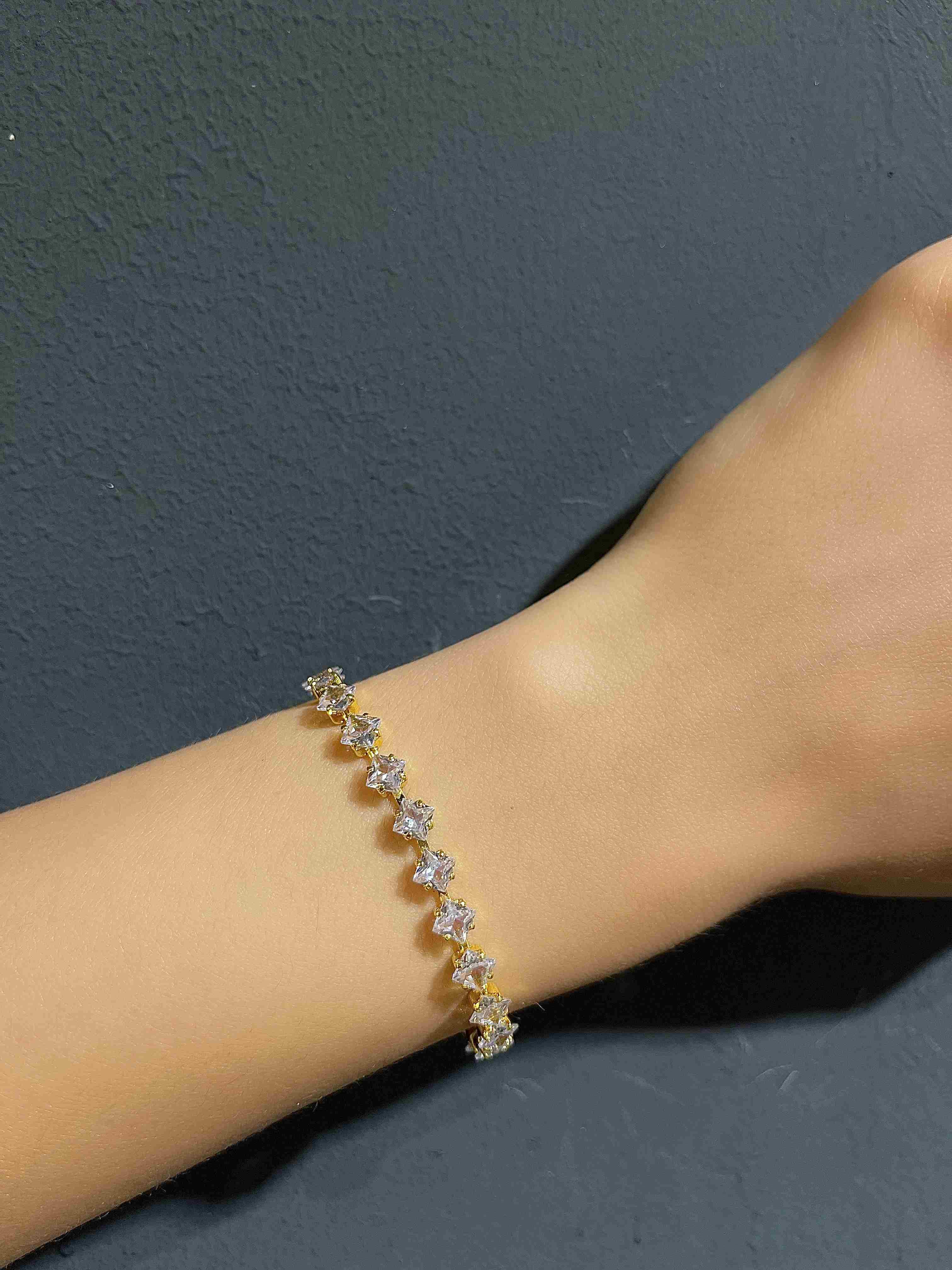 CELİK SUYOLU BİLEKLİK