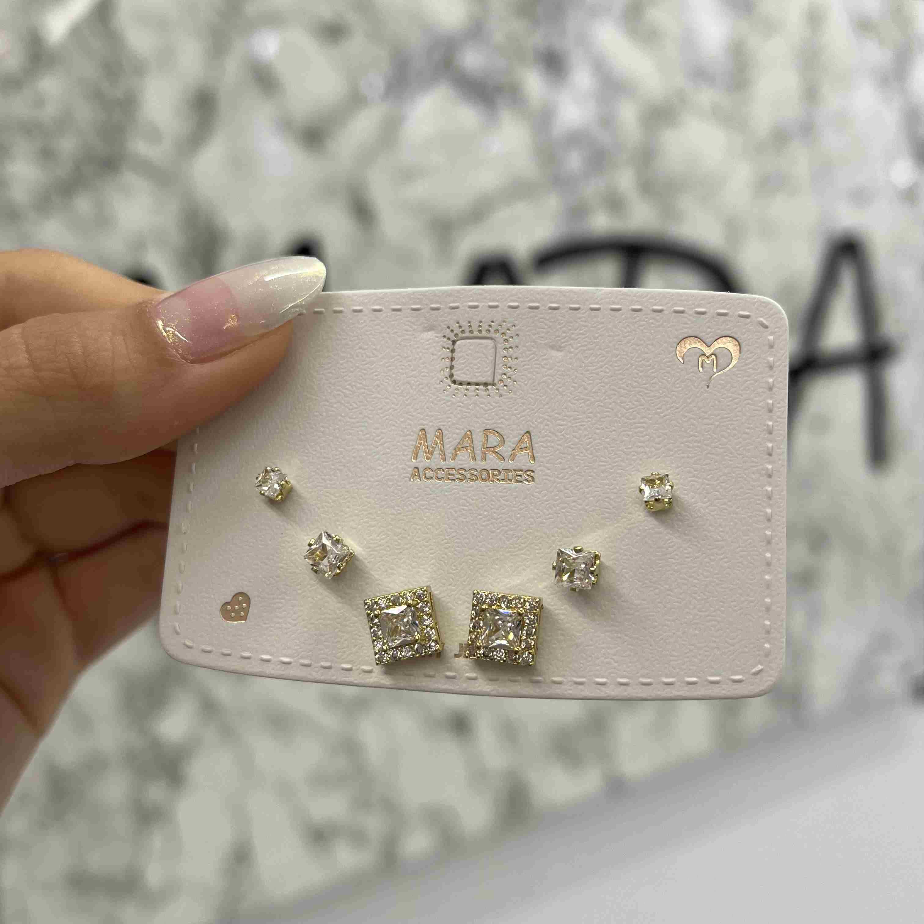 YAZLIK ÇITIR ZİRKON KOMBİN KÜPE 