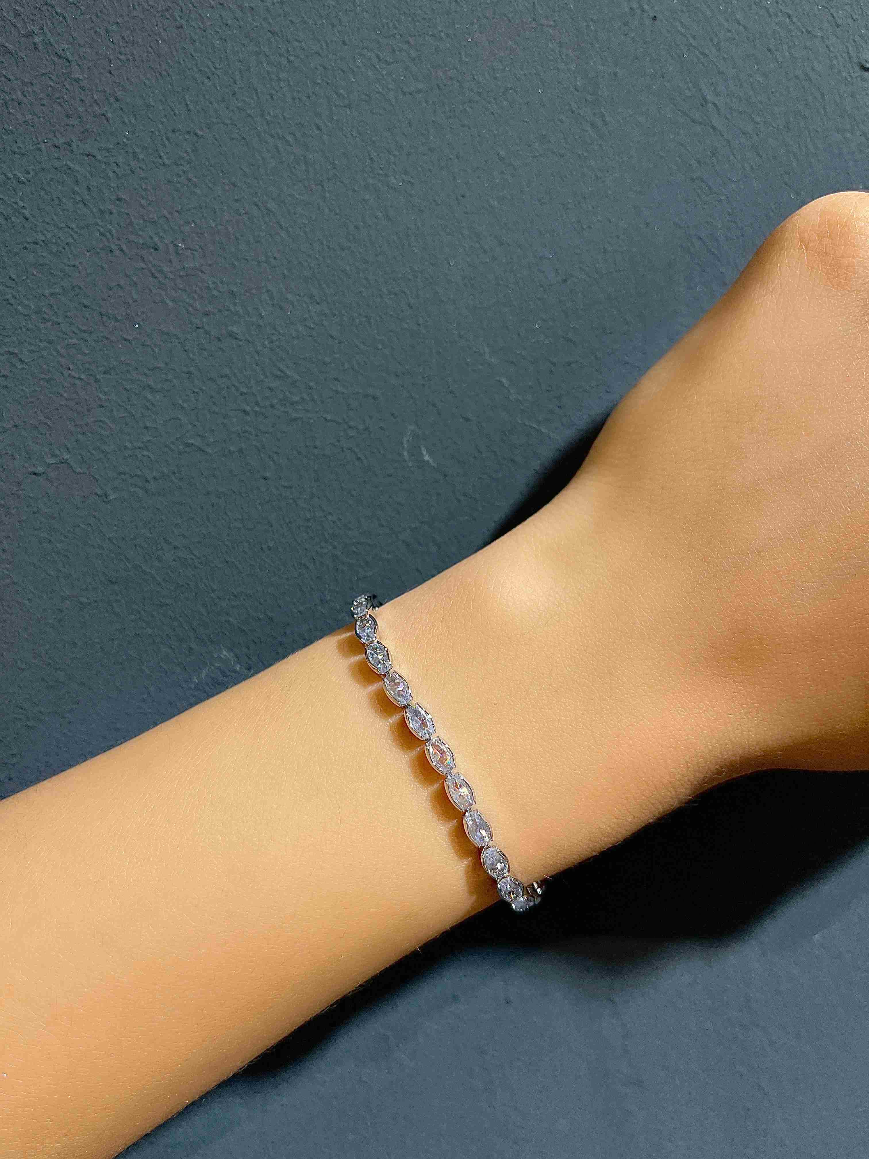 Çelik Su Yolu Bileklik