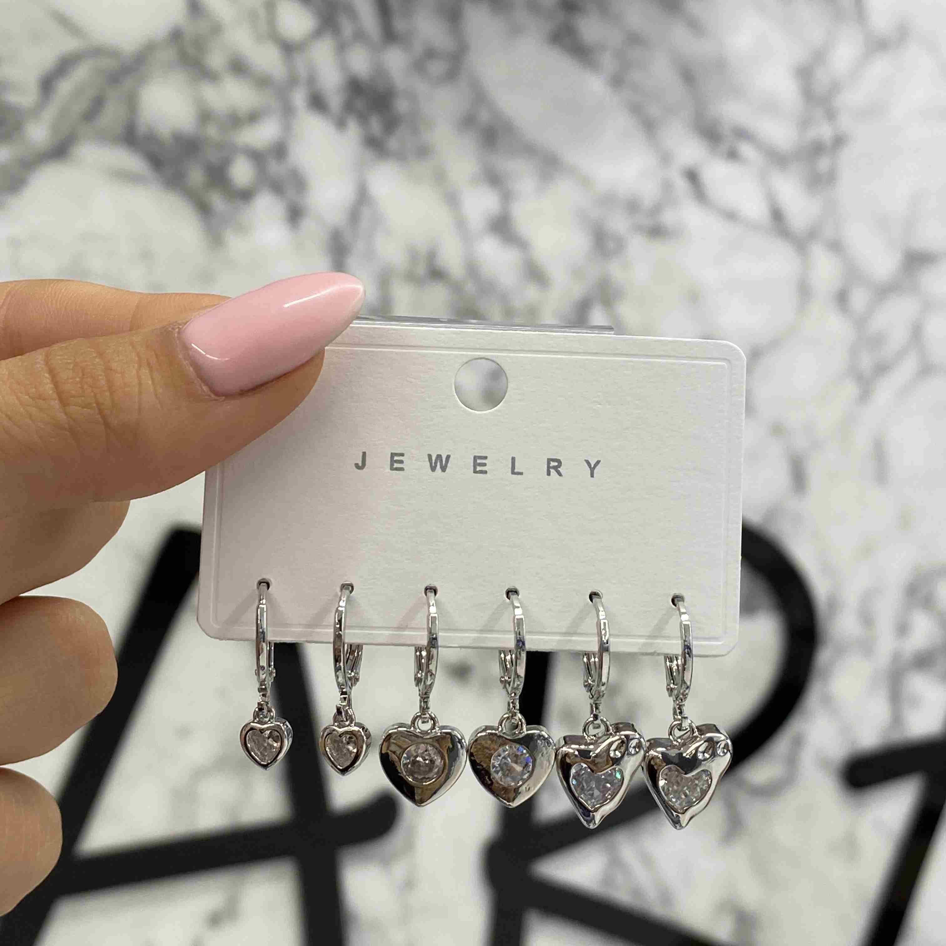 ZİRKON KONBIN KÜPE