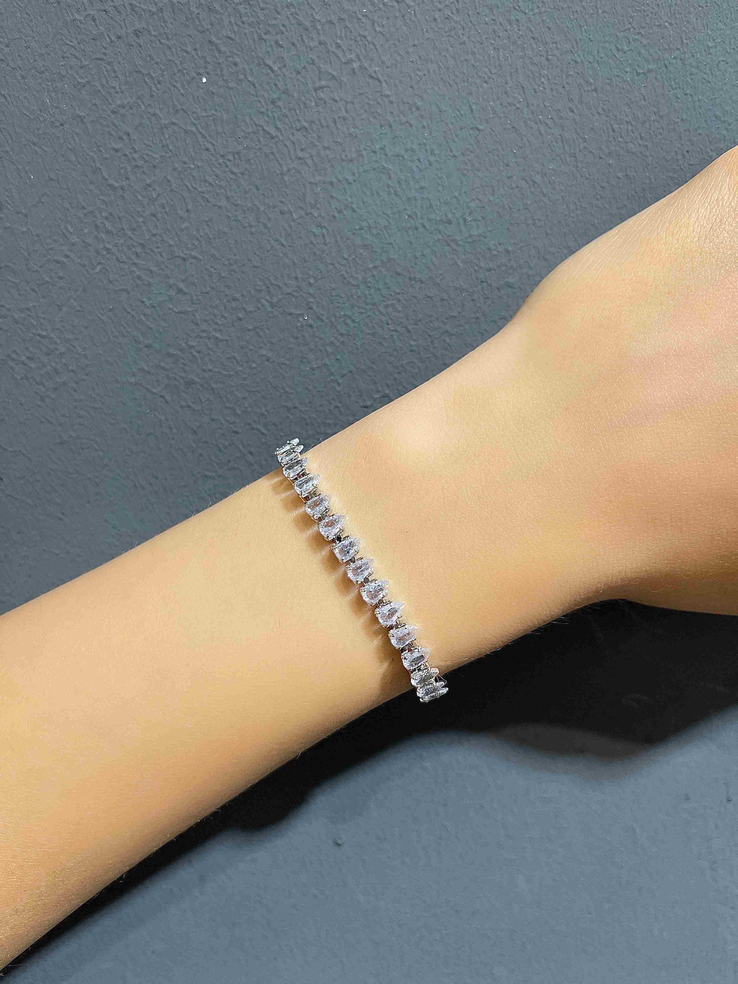 CELİK SUYOLU BİLEKLİK