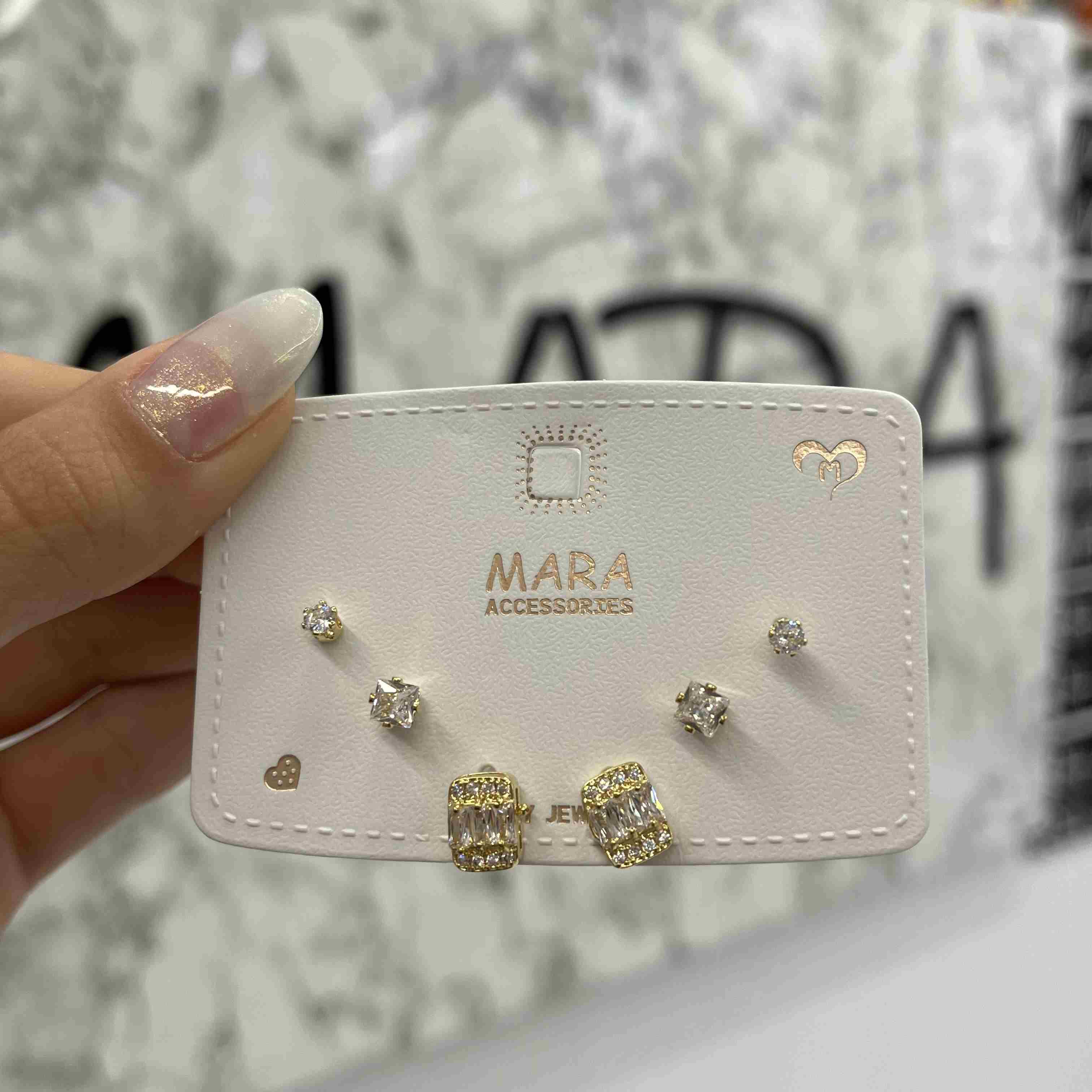 YAZLIK ÇITIR ZİRKON KOMBİN KÜPE 