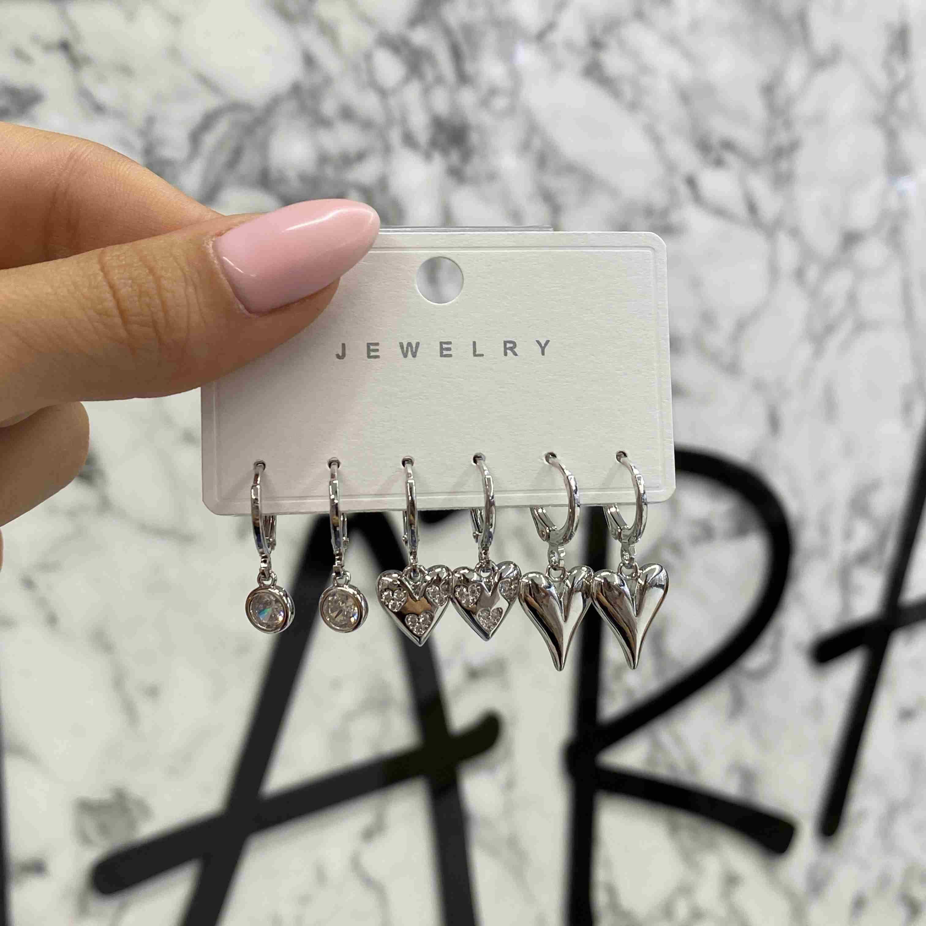 ZİRKON KONBIN KÜPE