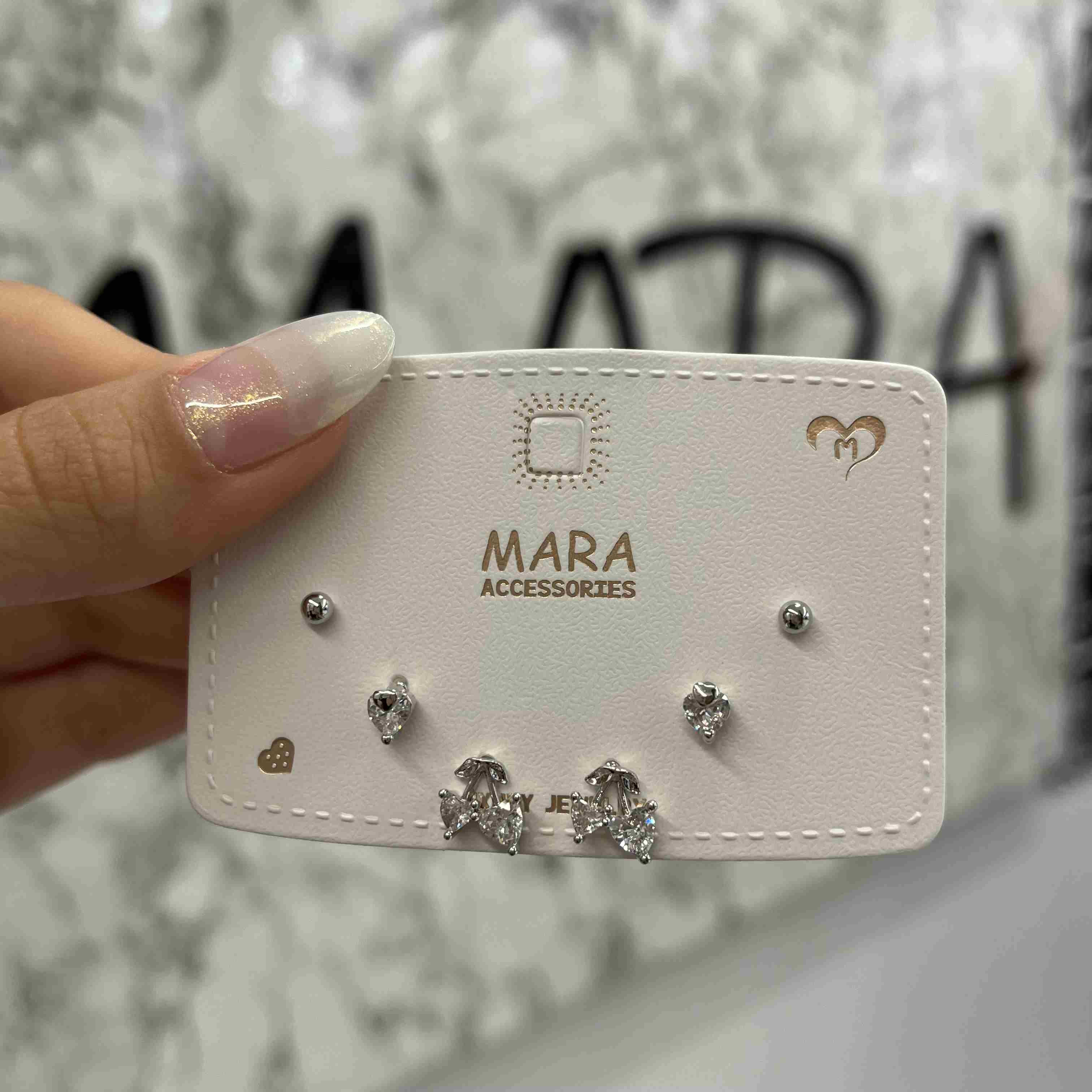 YAZLIK ÇITIR ZİRKON KOMBİN KÜPE 