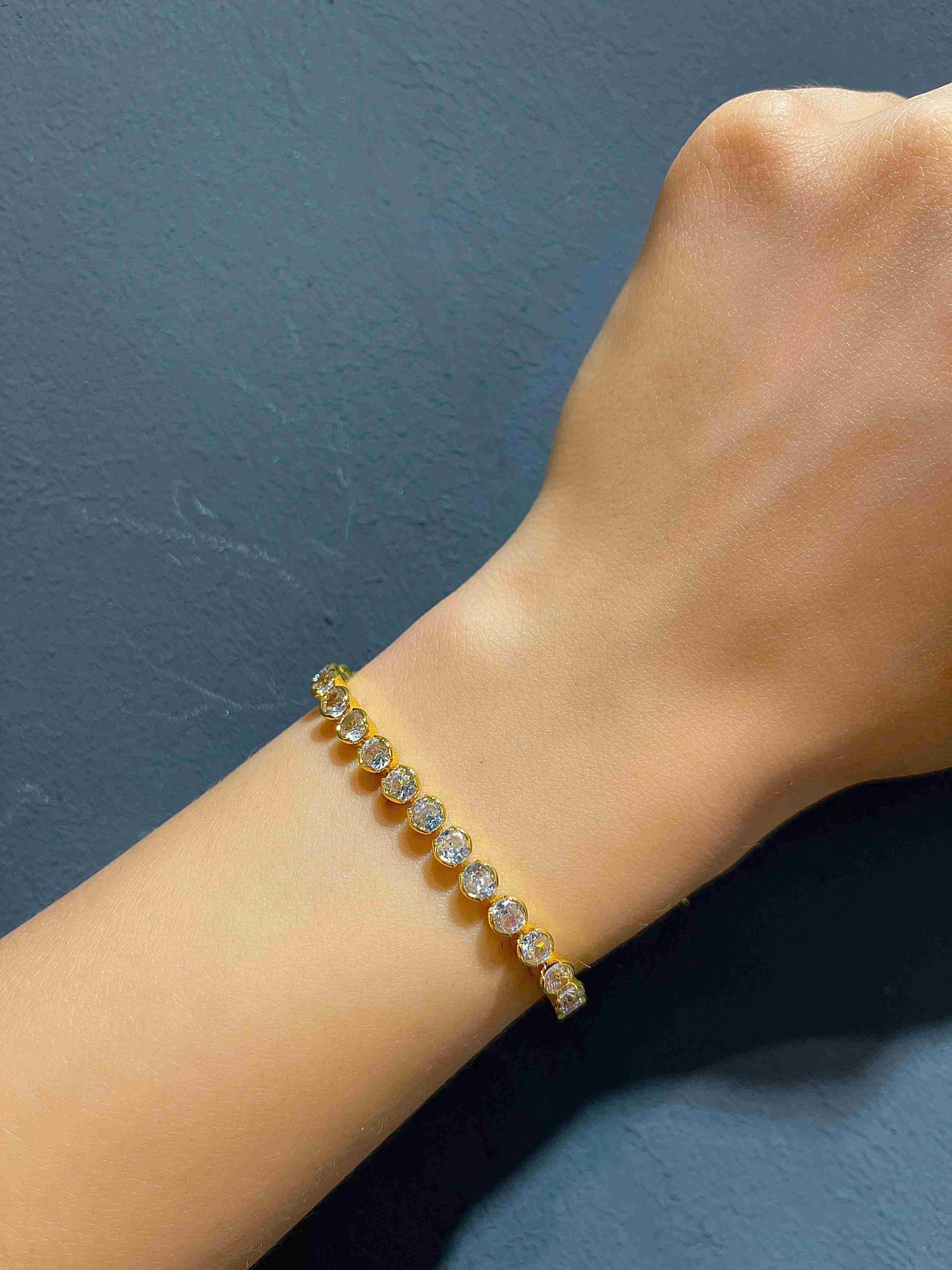 Çelik Su Yolu Bileklik