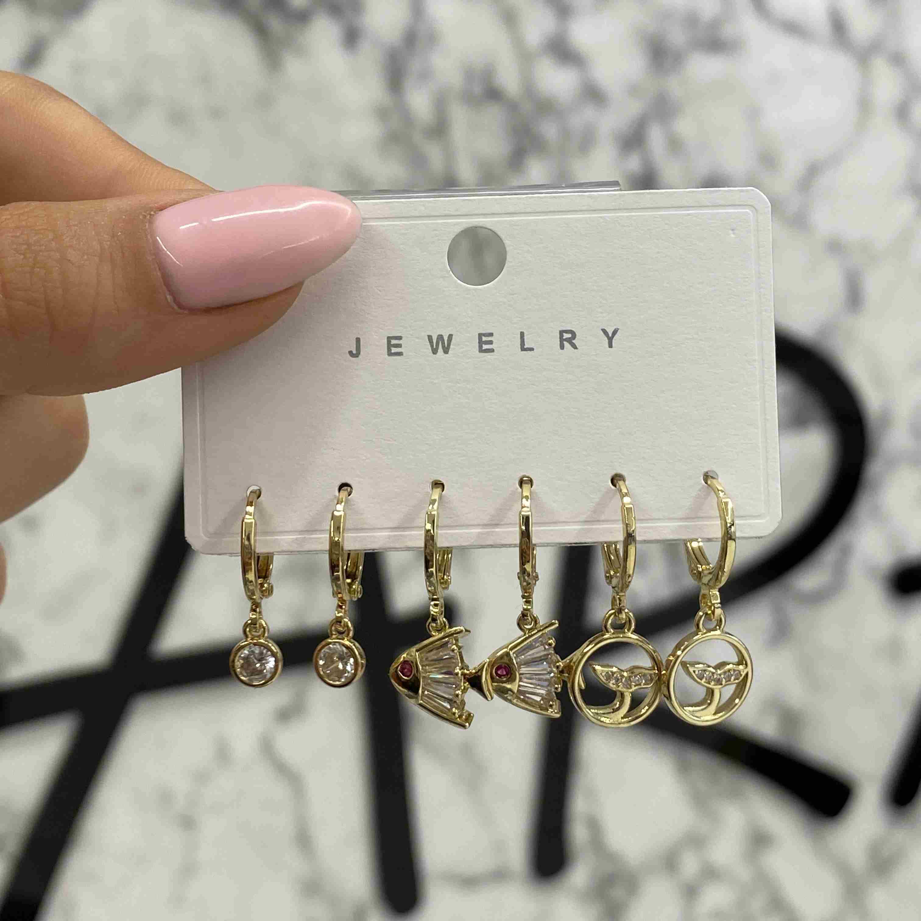 ZİRKON KONBIN KÜPE