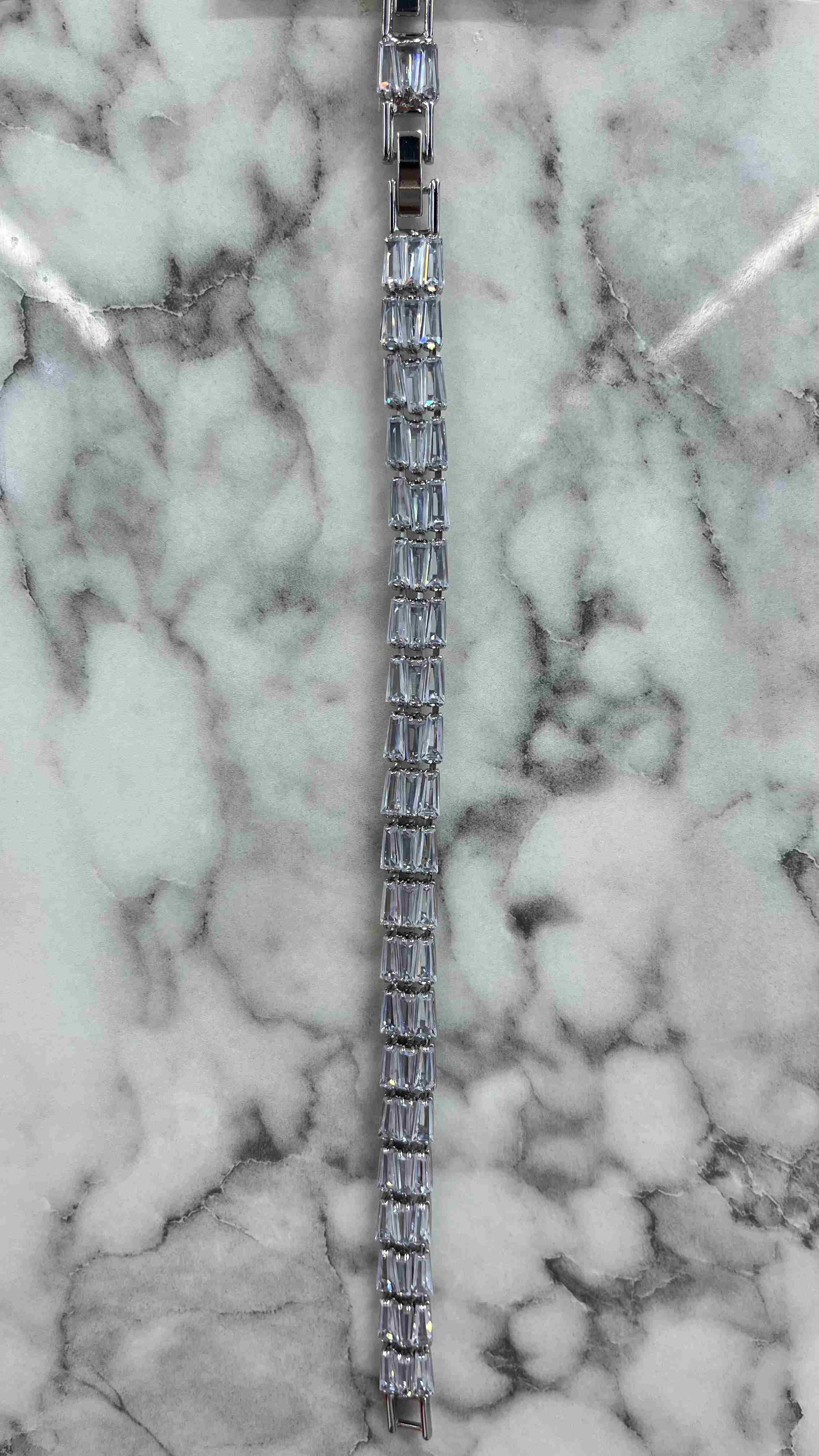 ZİRKON VİP BİLEKLİK