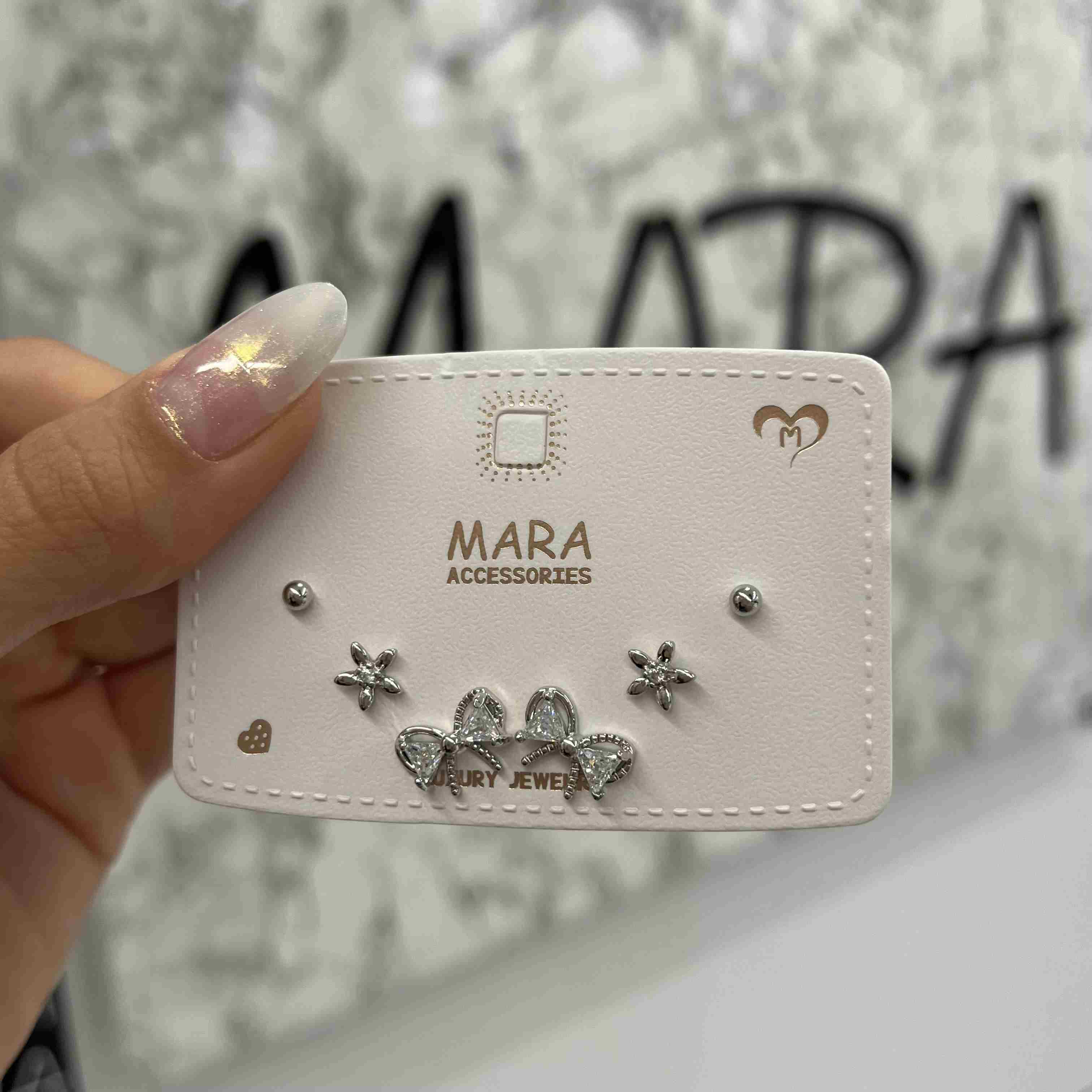 YAZLIK ÇITIR ZİRKON KOMBİN KÜPE 