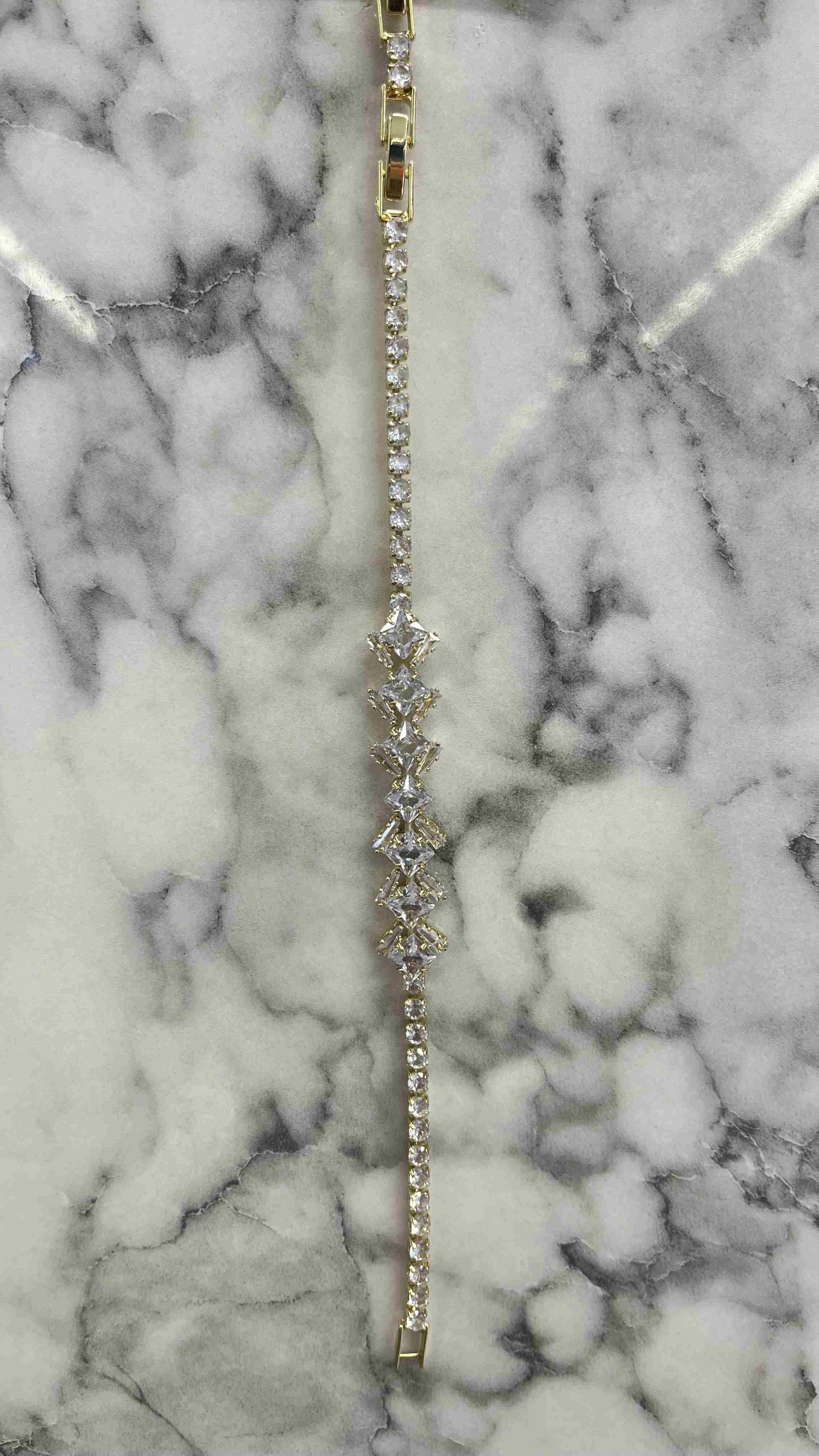 ZİRKON VİP BİLEKLİK