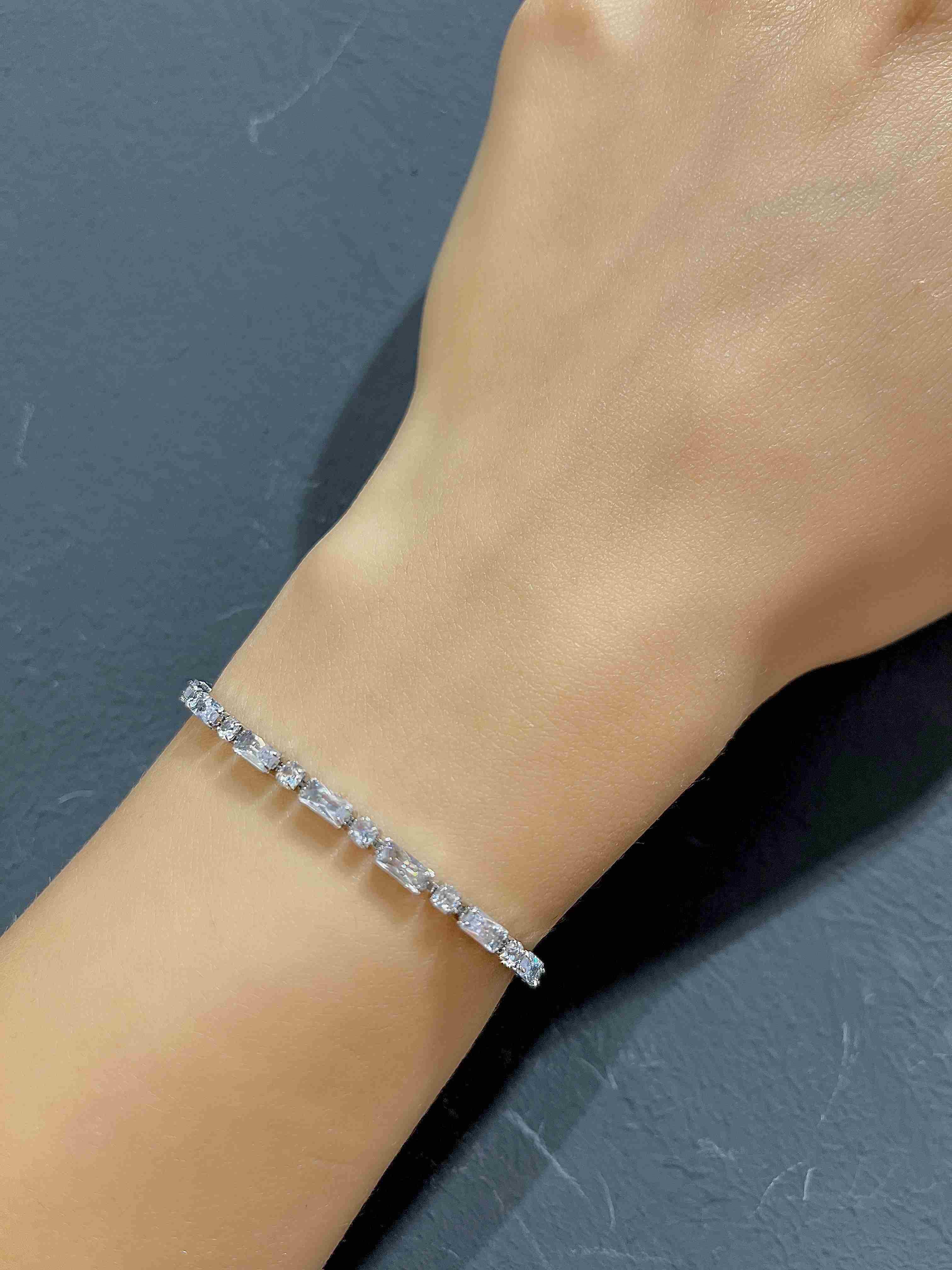 CELİK SUYOLU BİLEKLİK