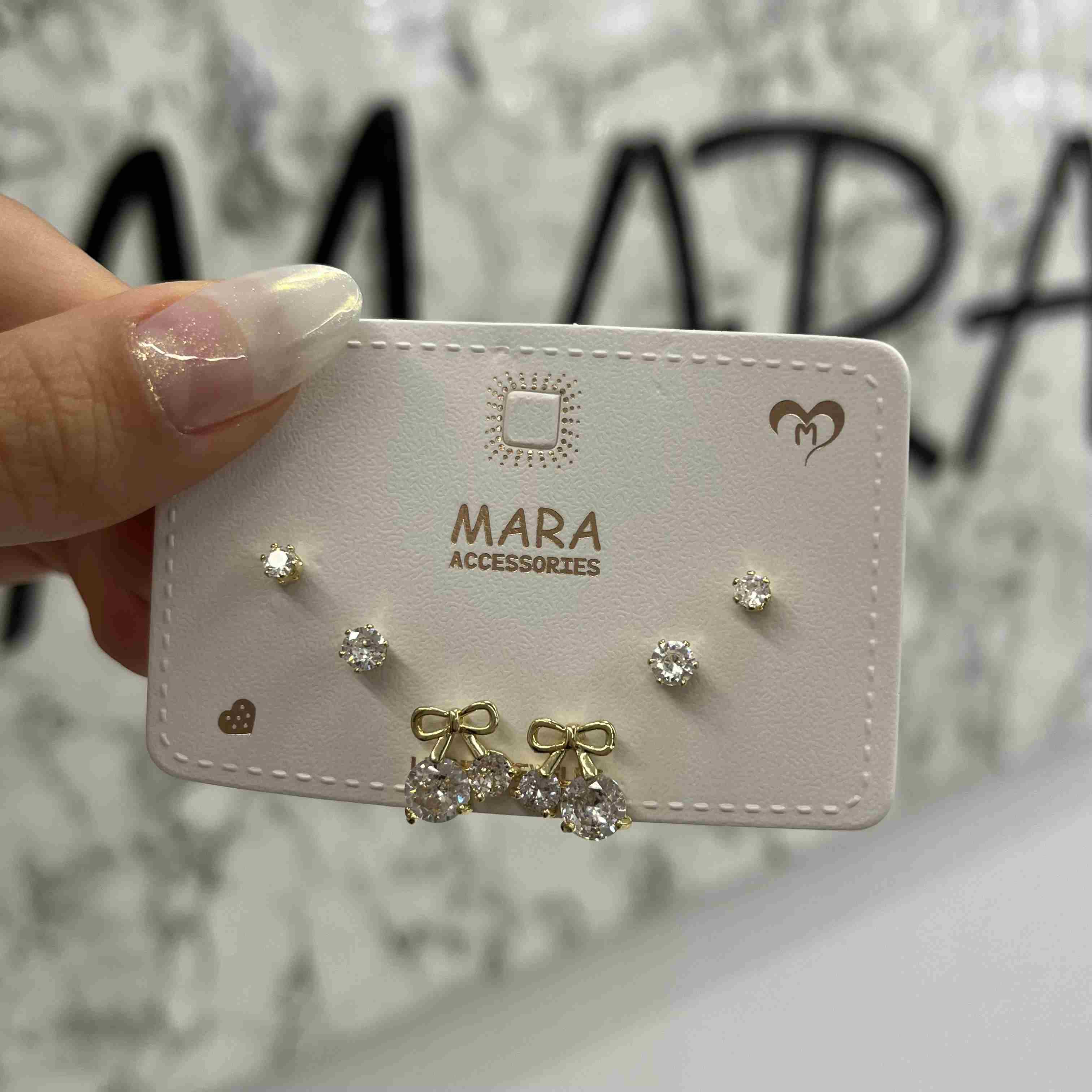 YAZLIK ÇITIR ZİRKON KOMBİN KÜPE 