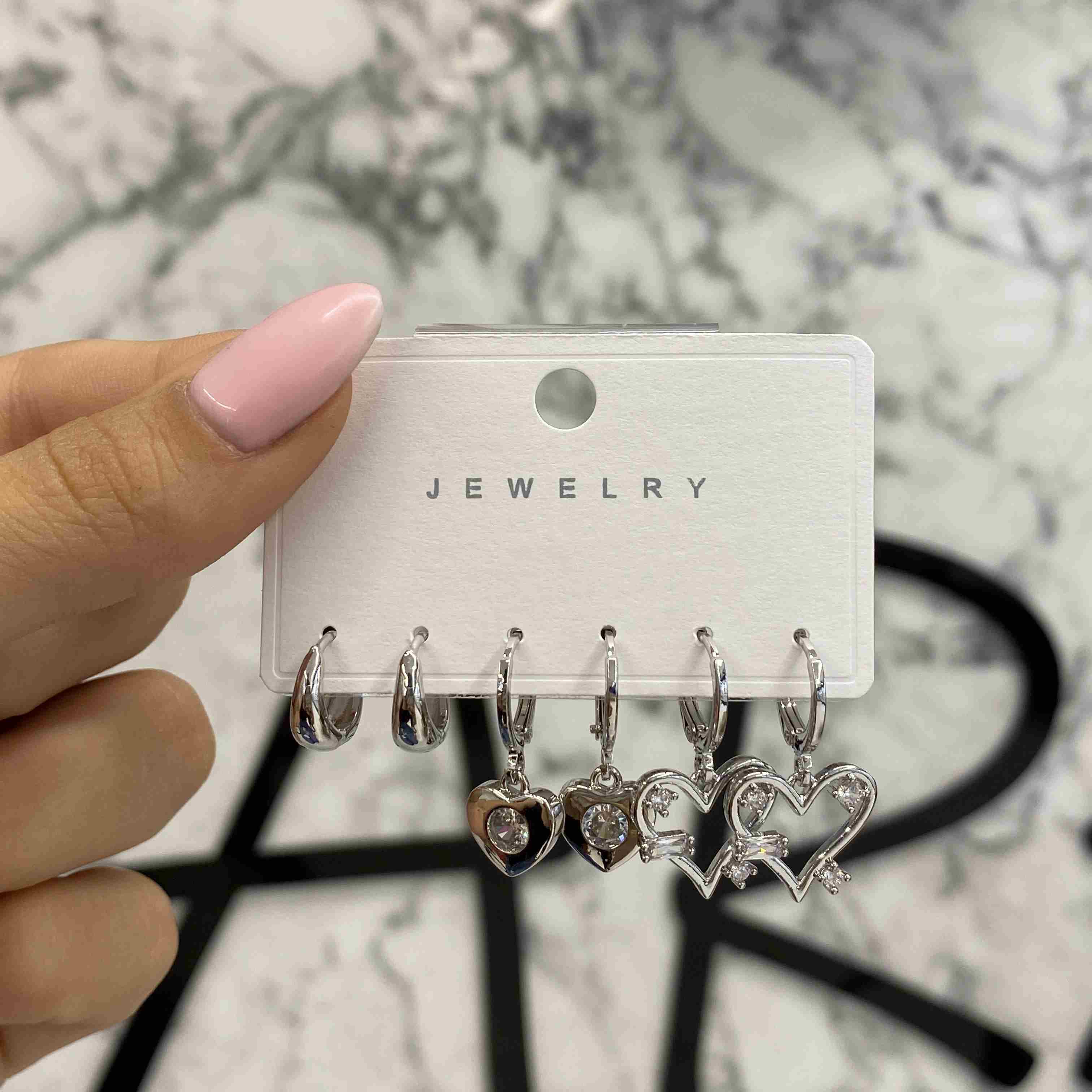 ZİRKON KONBIN KÜPE